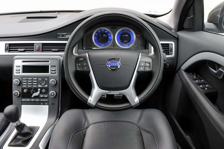 Volvo S80 2009 года  (фото 66 из 76)